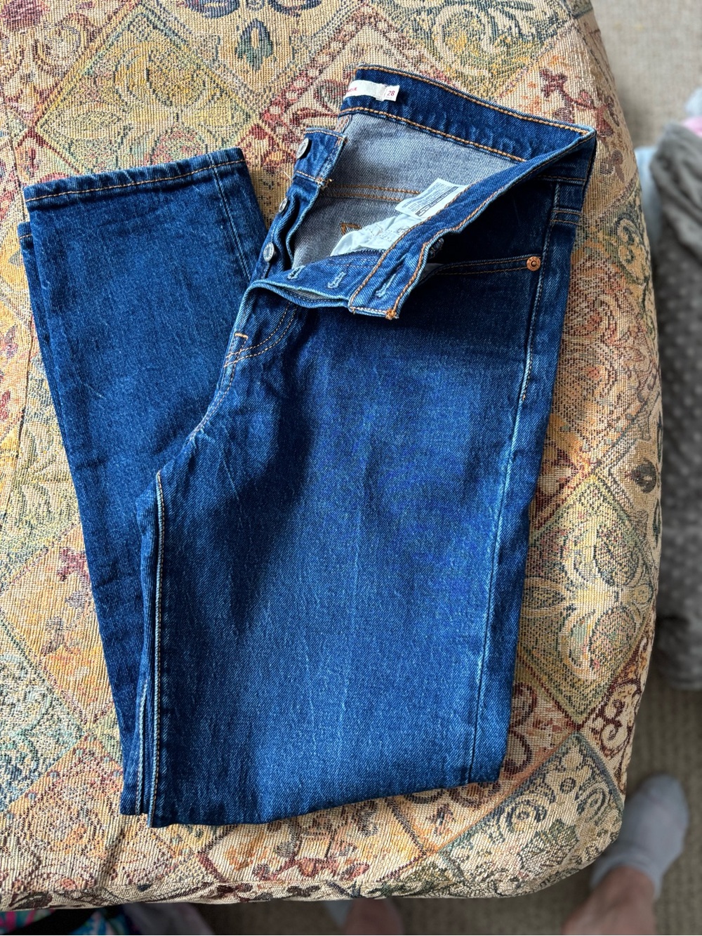 Levi's Women's Wedgie Straight Jeans in Classic Blue Denim
